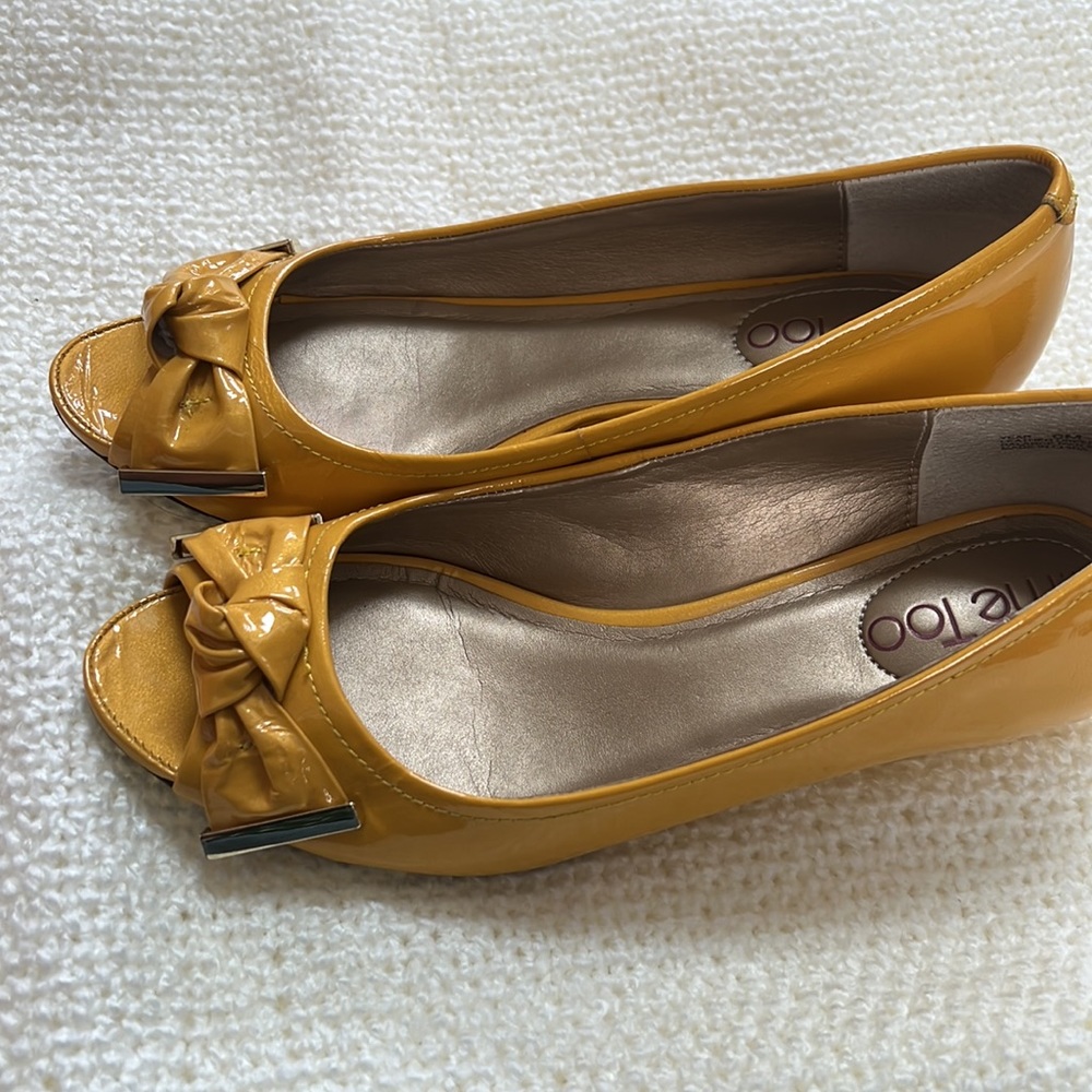 Like New Me Too Yellow Leather Wedges (worn once)